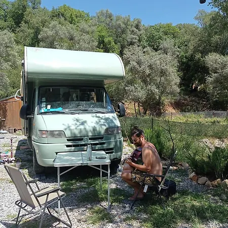 Eses Camping Bungalov *