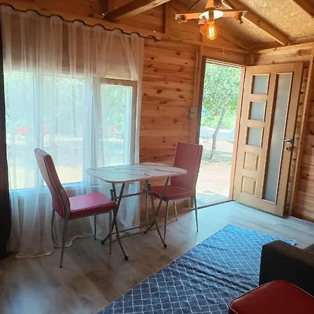 Eses Camping Bungalov